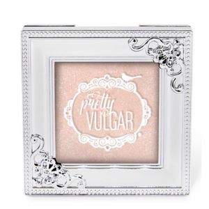 Pretty Vulgar Shimmering Swan Highlighter